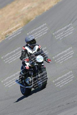 media/Nov-12-2023-Classic Track Days (Sun) [[11f17acb81]]/Group 3/session 2 turn 9/